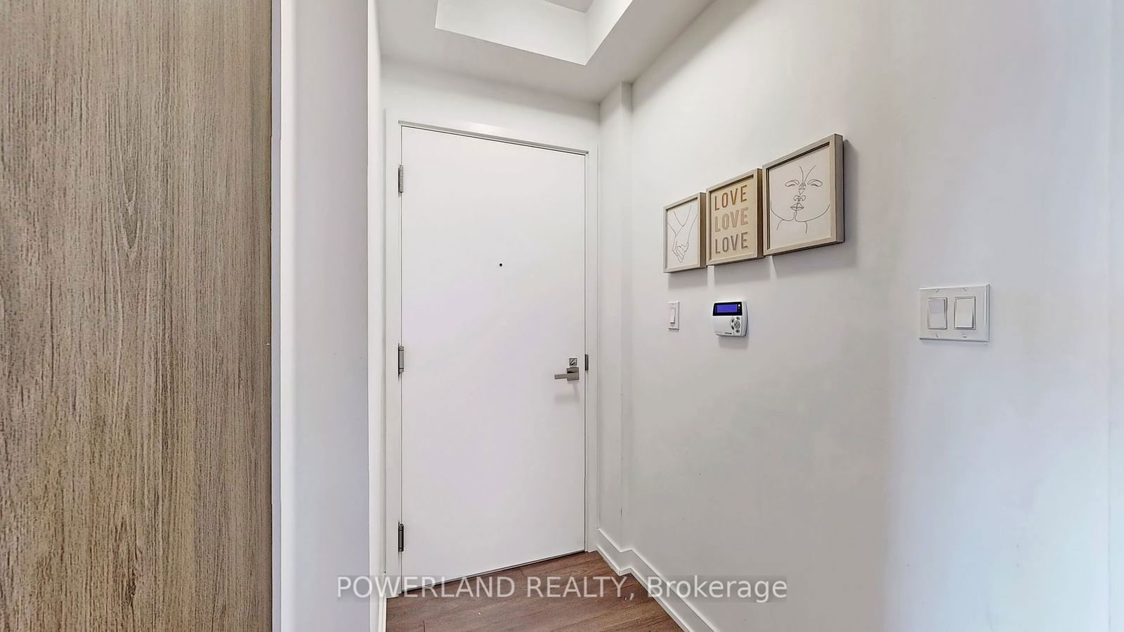 30 Ordnance St, unit 1001 for sale - image #4