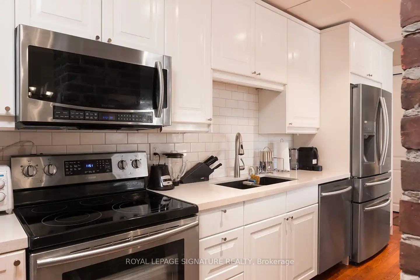 212 St. George St, unit 209 for rent - image #4