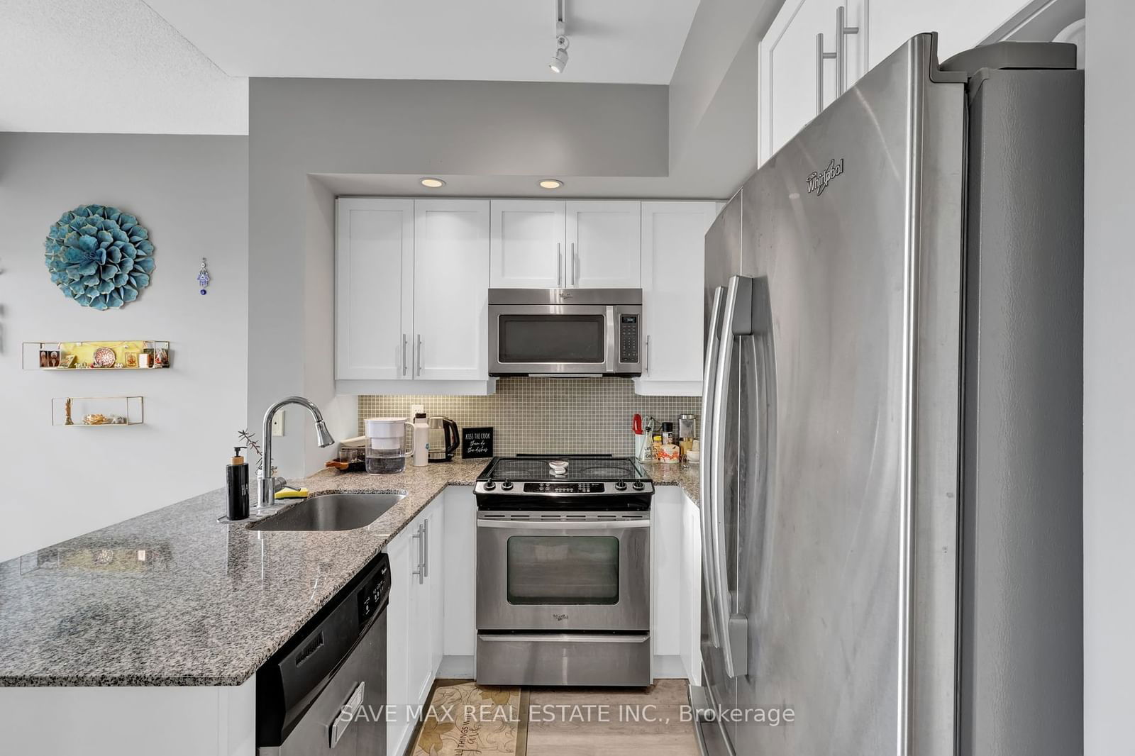 85 EAST LIBERTY St, unit 1921 for rent - image #16