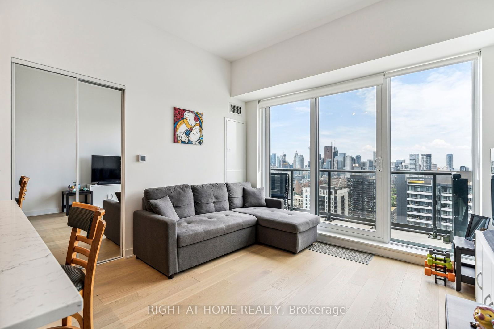 130 River St, unit 3205 for sale - image #7