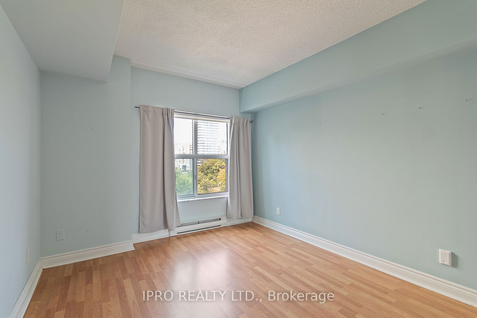 97 Lawton Blvd, unit 604 for rent - image #19