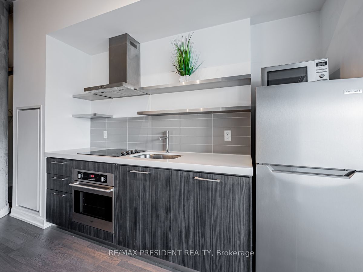 560 King St W, unit 1005 for rent - image #11