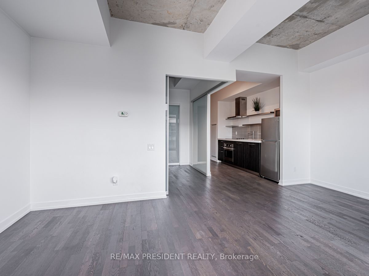 560 King St W, unit 1005 for rent - image #17