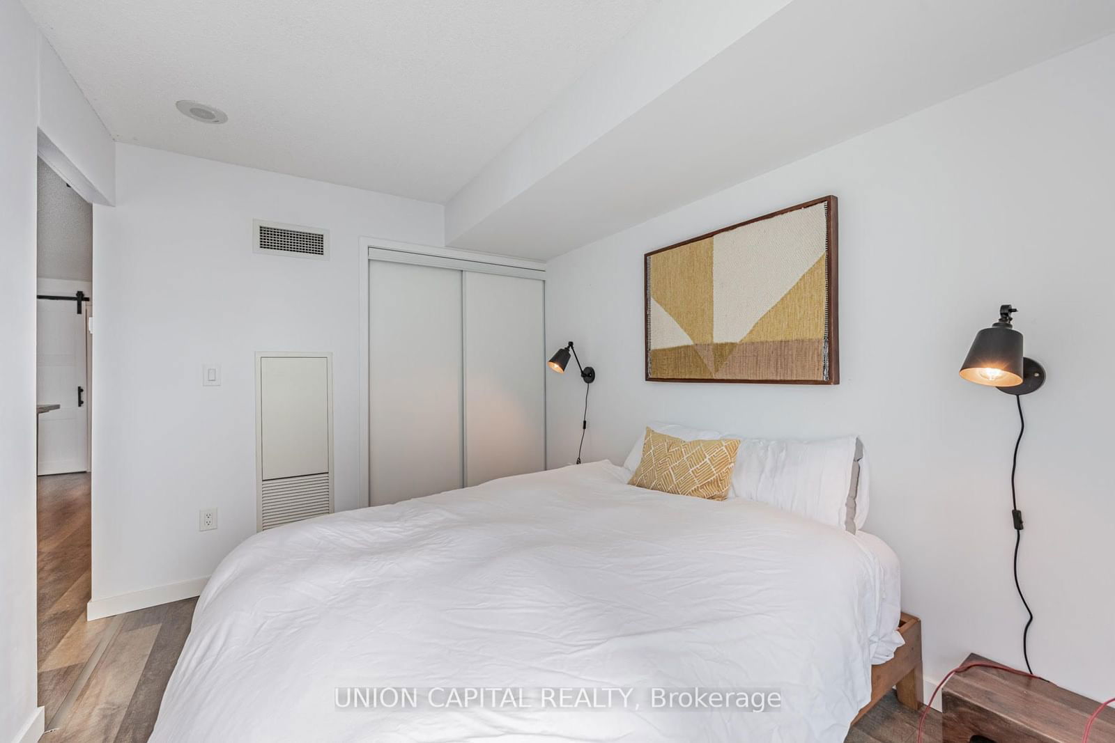 4K Spadina Ave, unit 1723 for rent - image #10