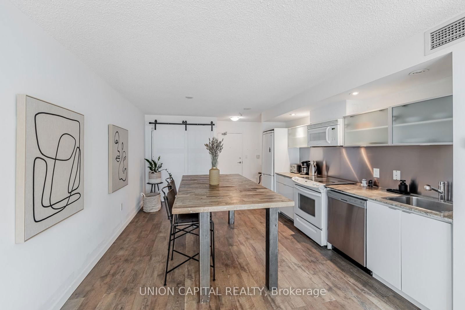 4K Spadina Ave, unit 1723 for rent - image #6