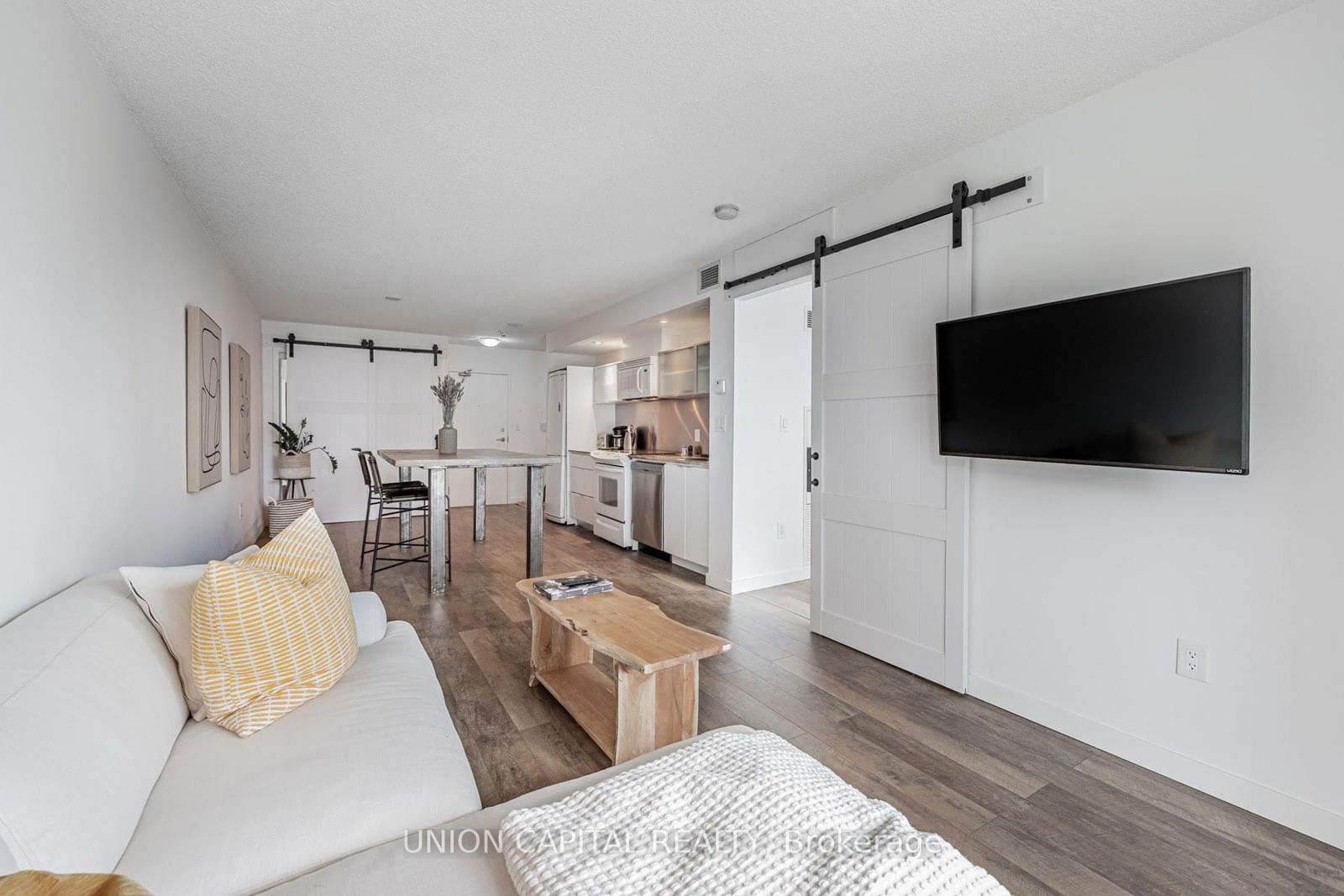 4K Spadina Ave, unit 1723 for rent - image #8