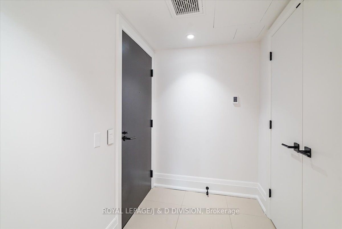 200 Cumberland St, unit 2805 for sale - image #24