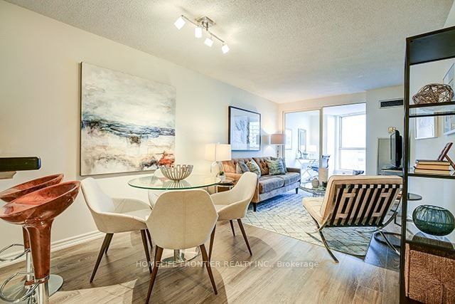 1055 Bay St, unit 2008 for sale - image #7