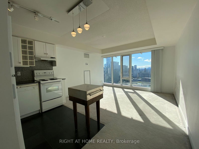 210 Victoria St, unit 3110 for rent - image #1