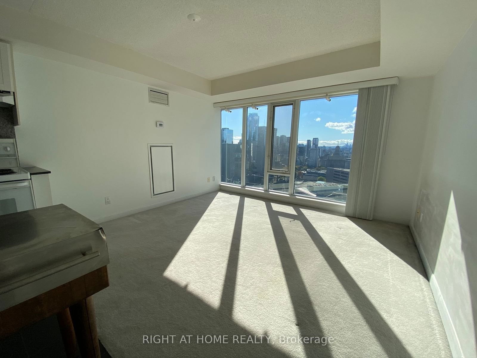 210 Victoria St, unit 3110 for rent - image #10