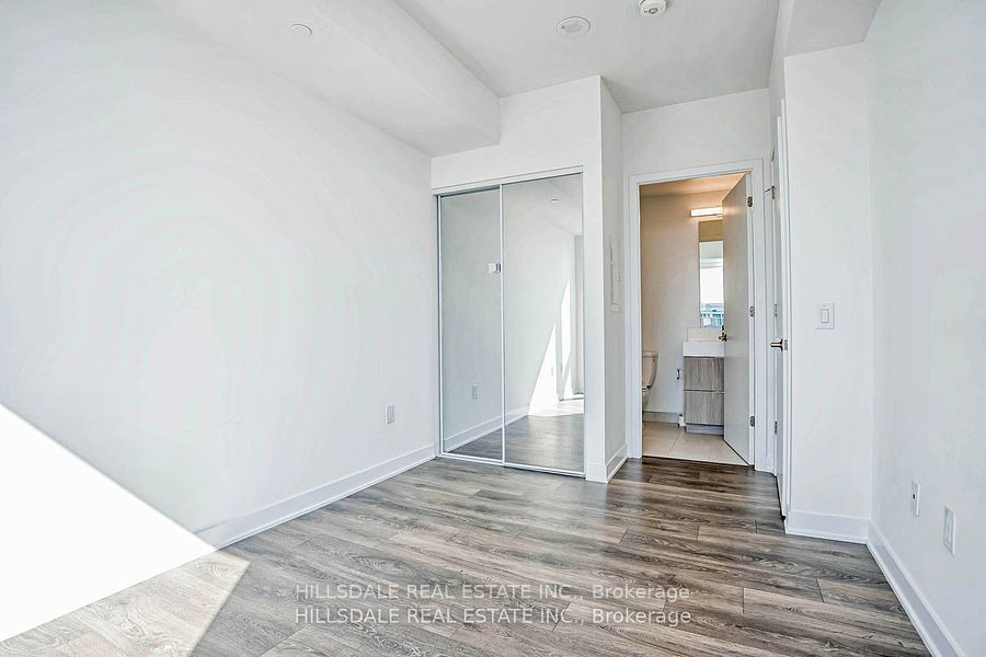 130 River St, unit 3002 for sale - image #17