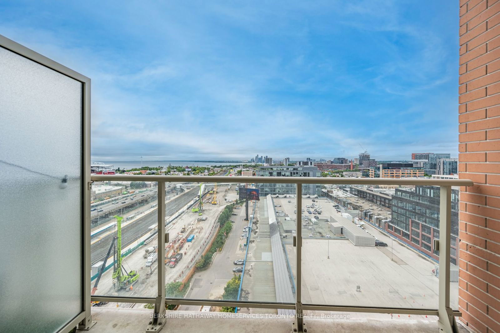 85 East Liberty St, unit 1703 for sale - image #24