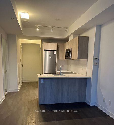 57 St Joseph St, unit 1608 for rent