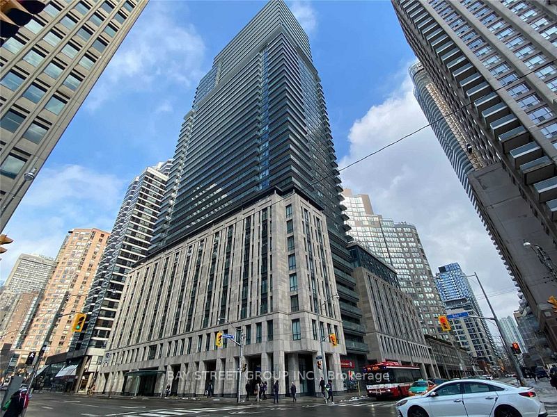 955 Bay St, unit 317 for rent - image #1