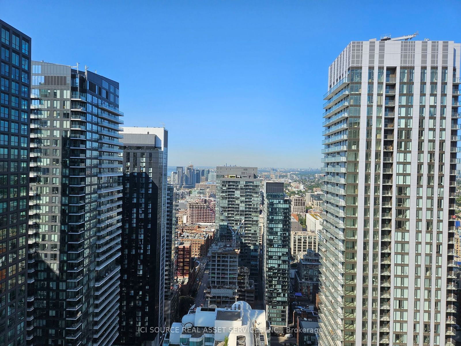 80 John St, unit 4103 for rent - image #16