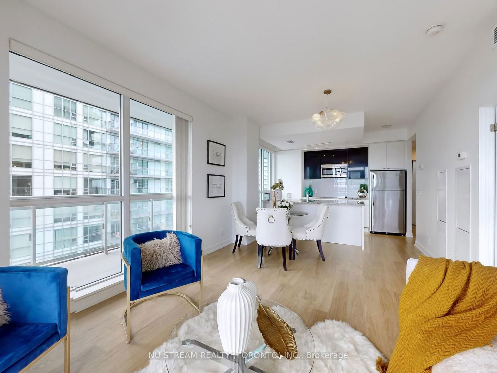 98 Lillian St, unit 2720 for sale - image #11