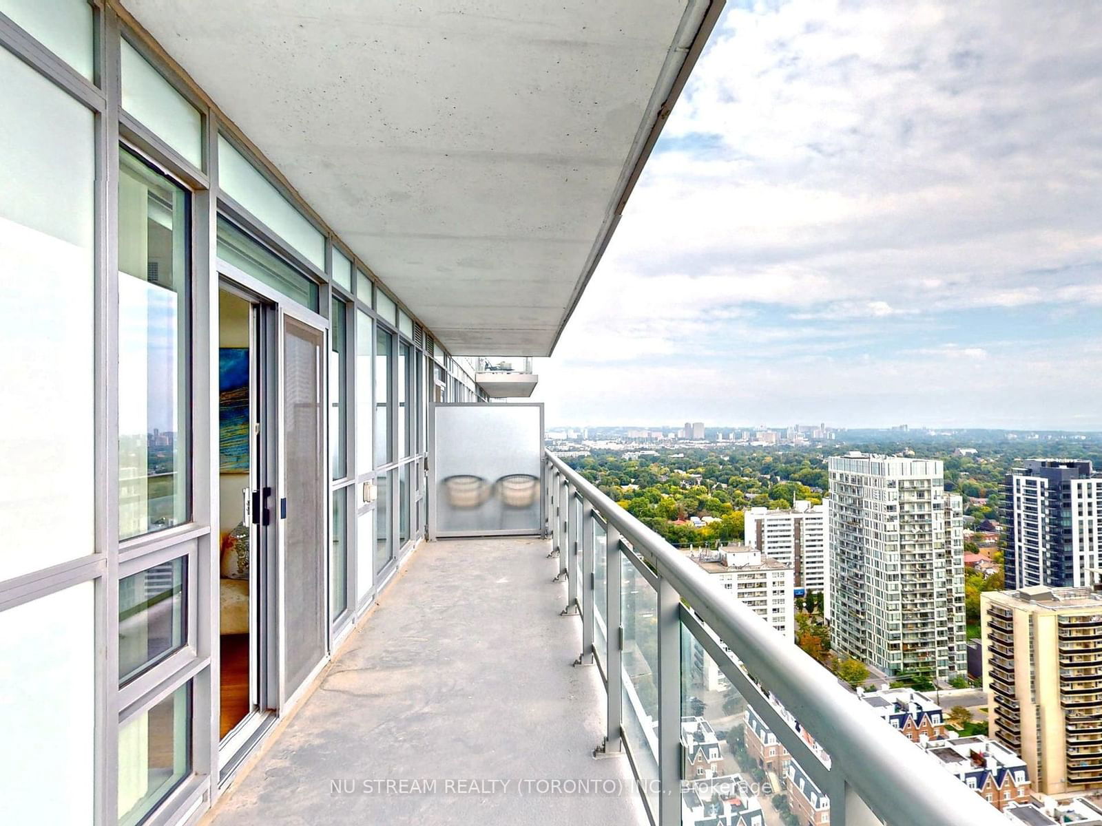 98 Lillian St, unit 2720 for sale - image #18