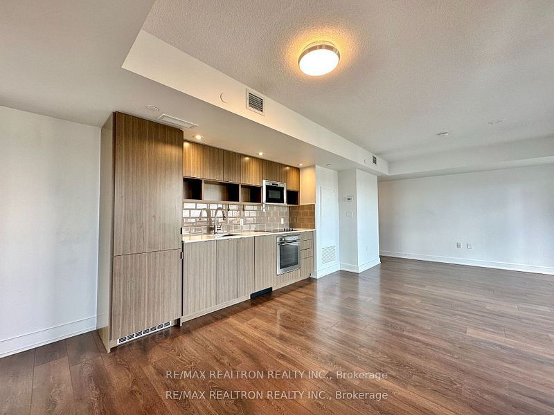 89 Mcgill St S, unit 2008 for rent