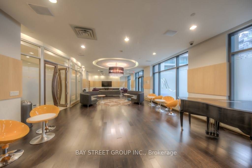 600 Fleet St, unit 1010 for rent - image #28