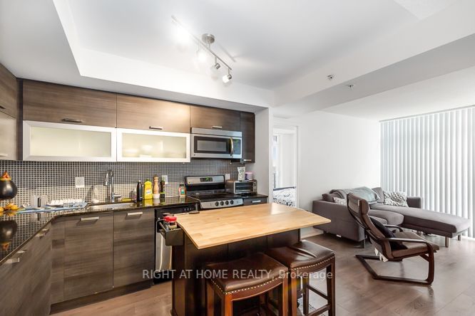 36 Lisgar St, unit 1709E for sale