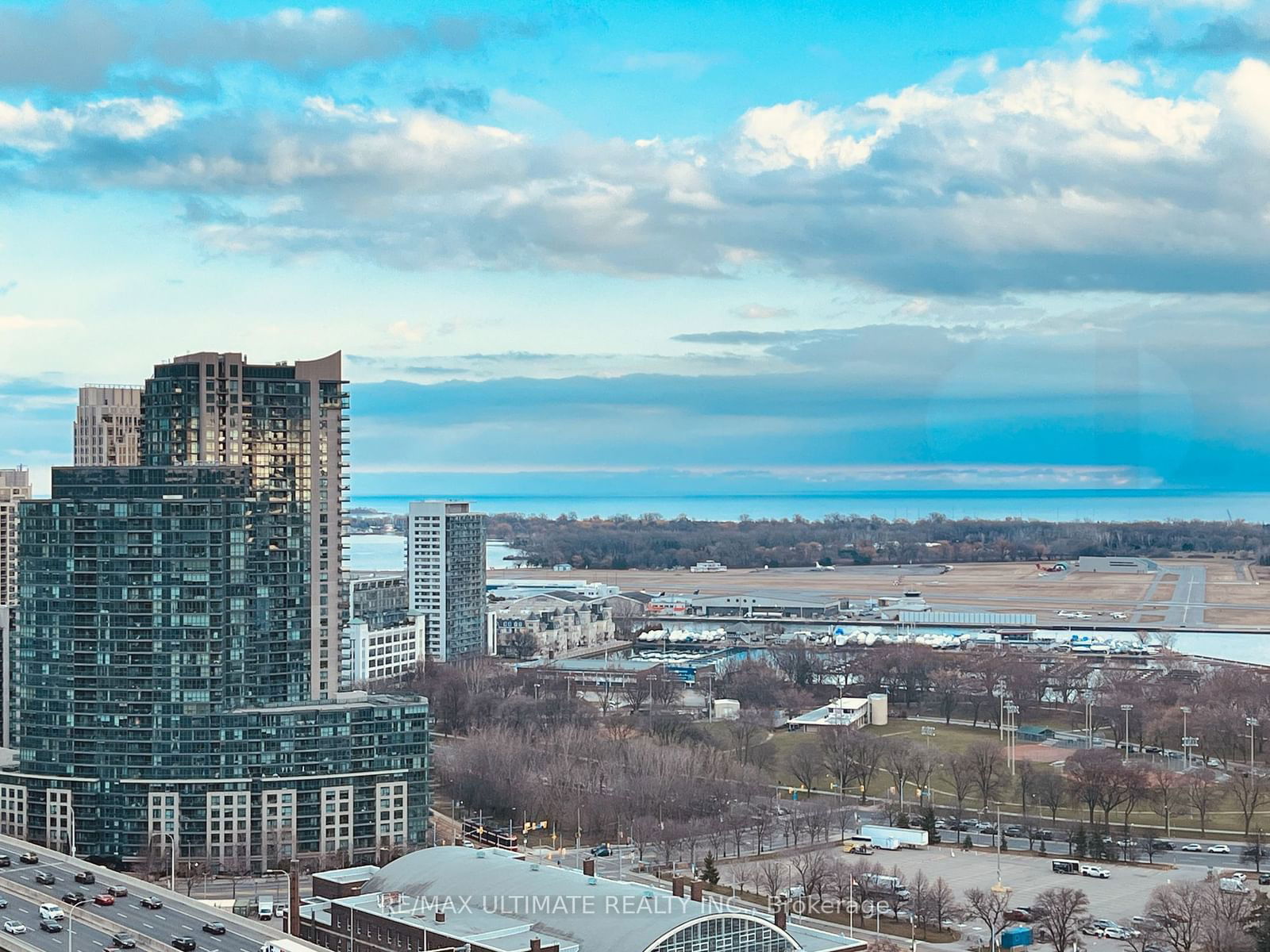 Liberty Central Phase II, West End, Toronto