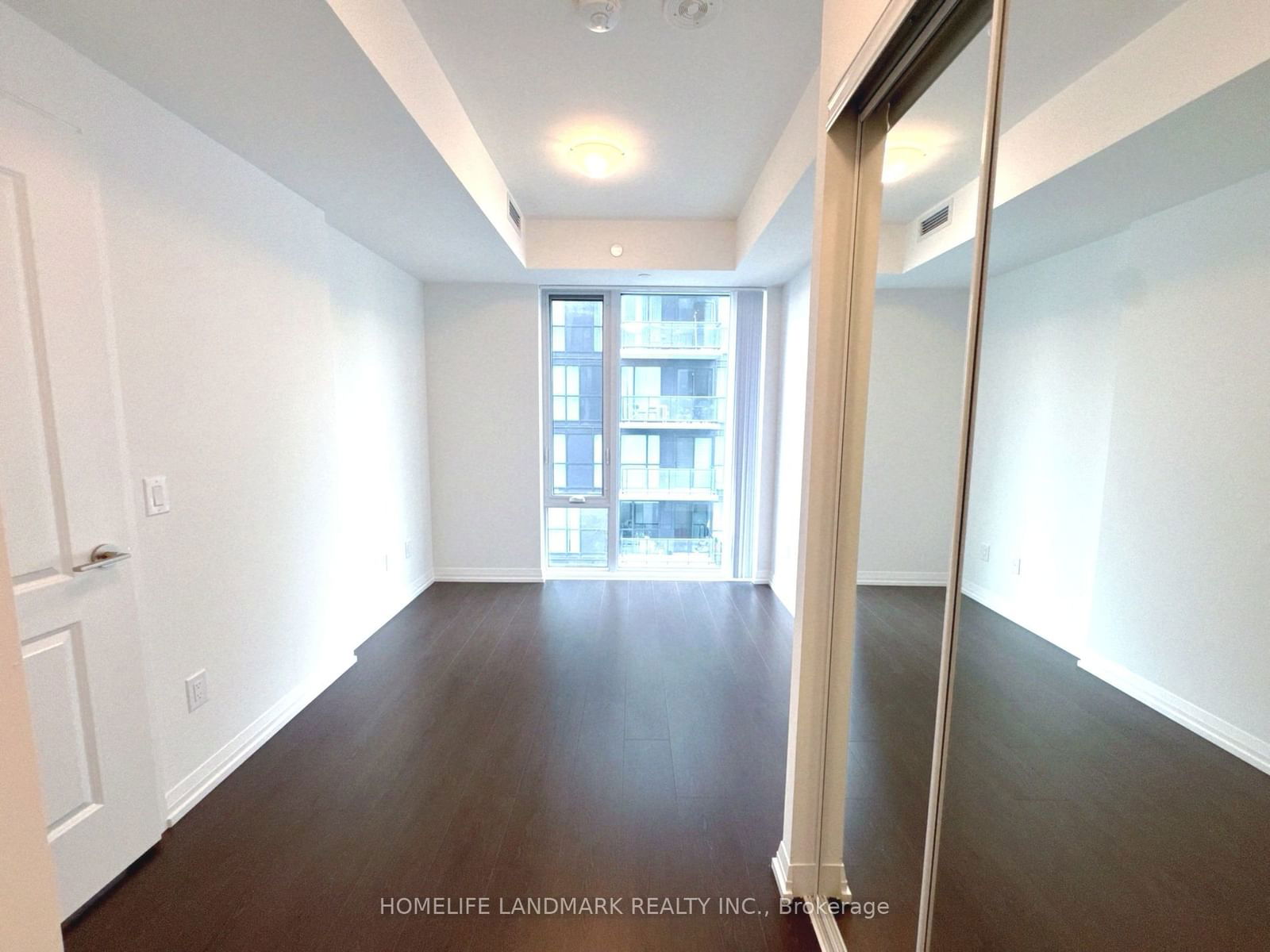 8 Widmer St, unit 4701 for rent - image #11