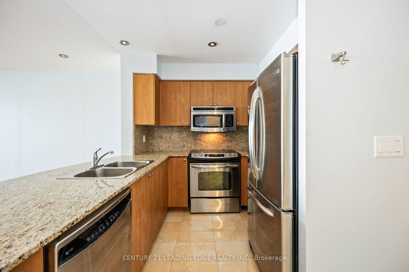 5500 Yonge St, unit PH11 for rent - image #16