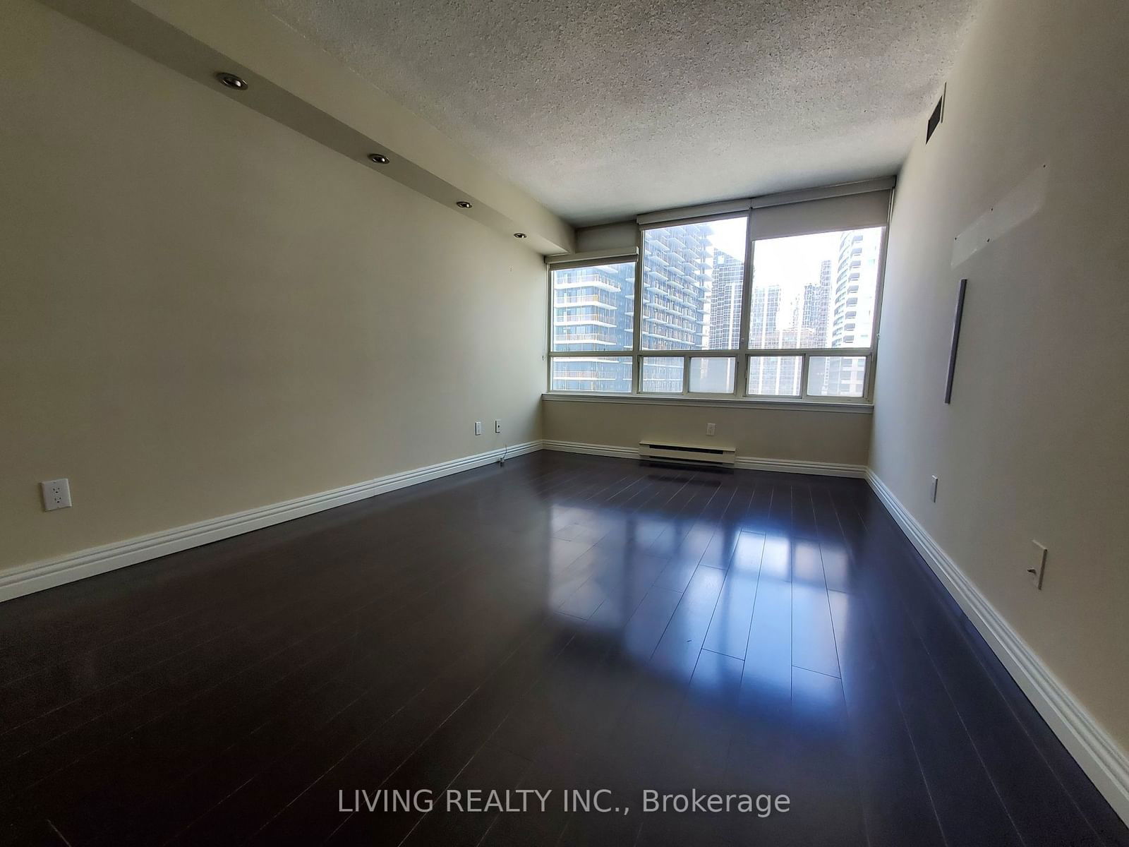 30 Greenfield Ave, unit 1201 for rent - image #11