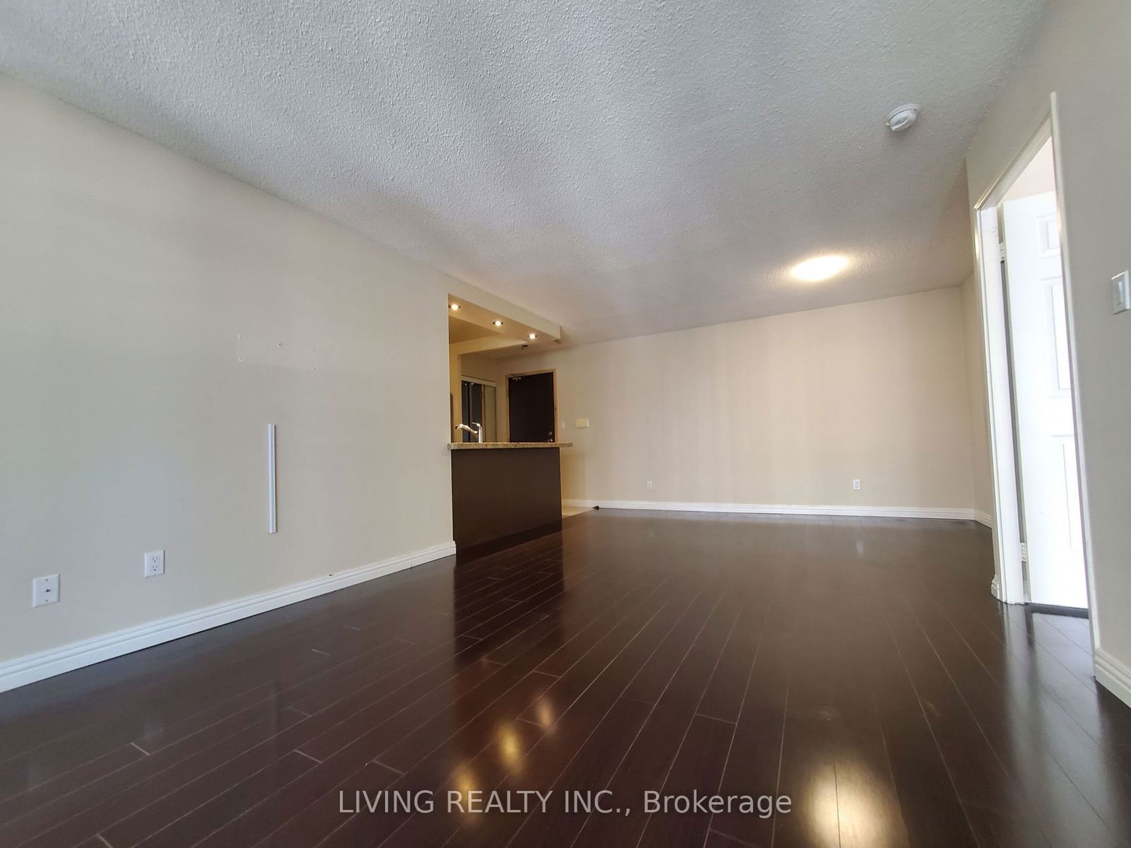 30 Greenfield Ave, unit 1201 for rent - image #8