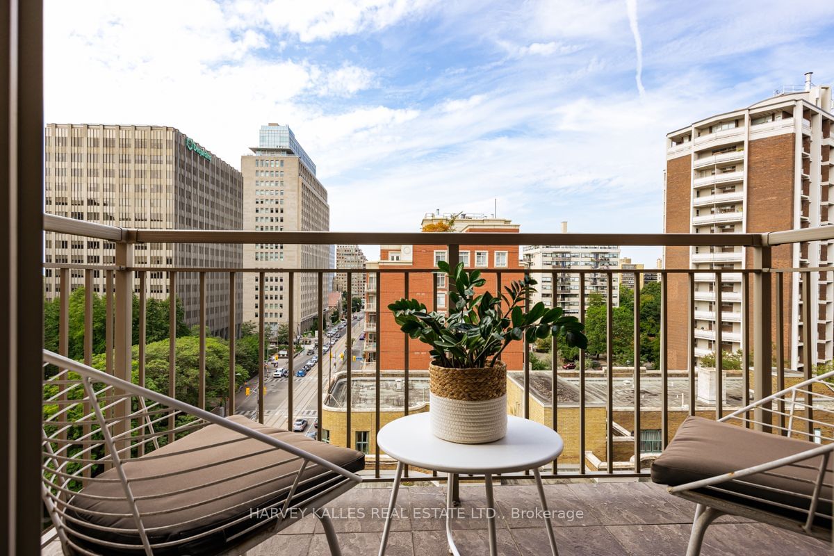 60 St. Clair Ave W, unit 1107 for sale - image #20