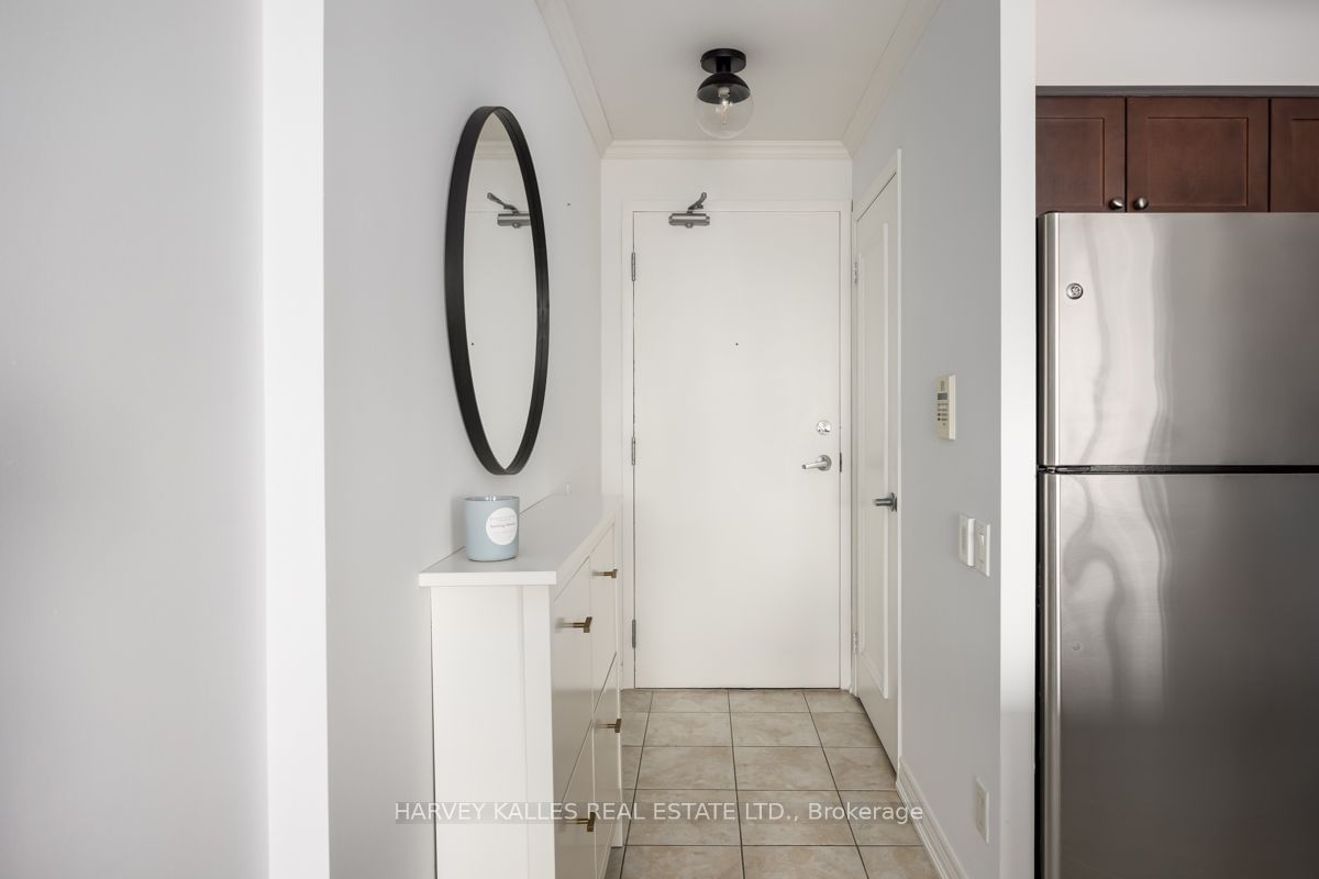 60 St. Clair Ave W, unit 1107 for sale - image #4