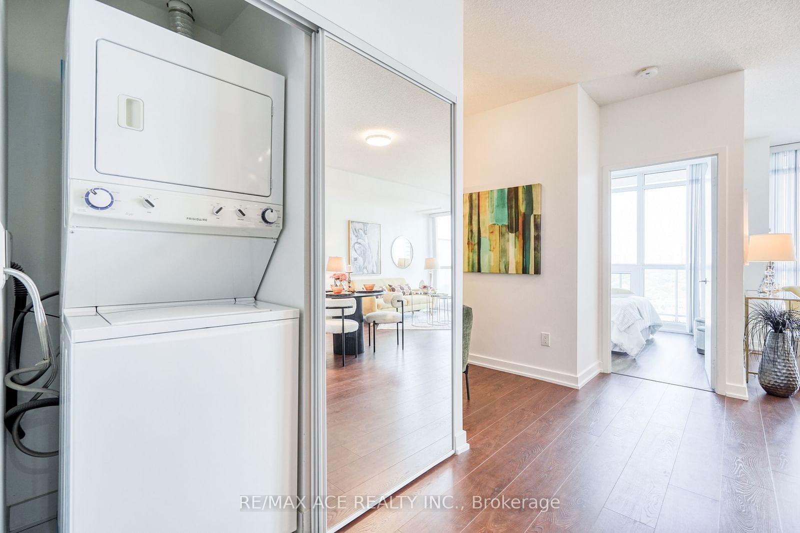 121 Mcmahon Dr, unit #2003 for sale - image #22