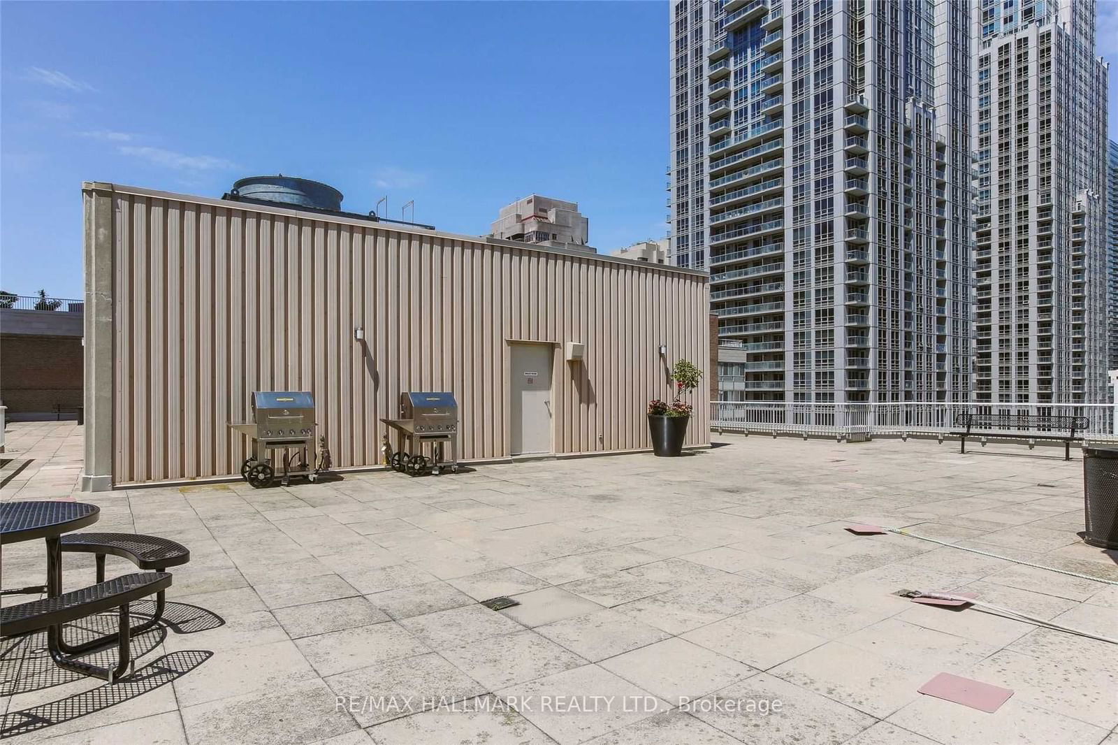 44 Gerrard St W, unit 1201 for rent - image #19