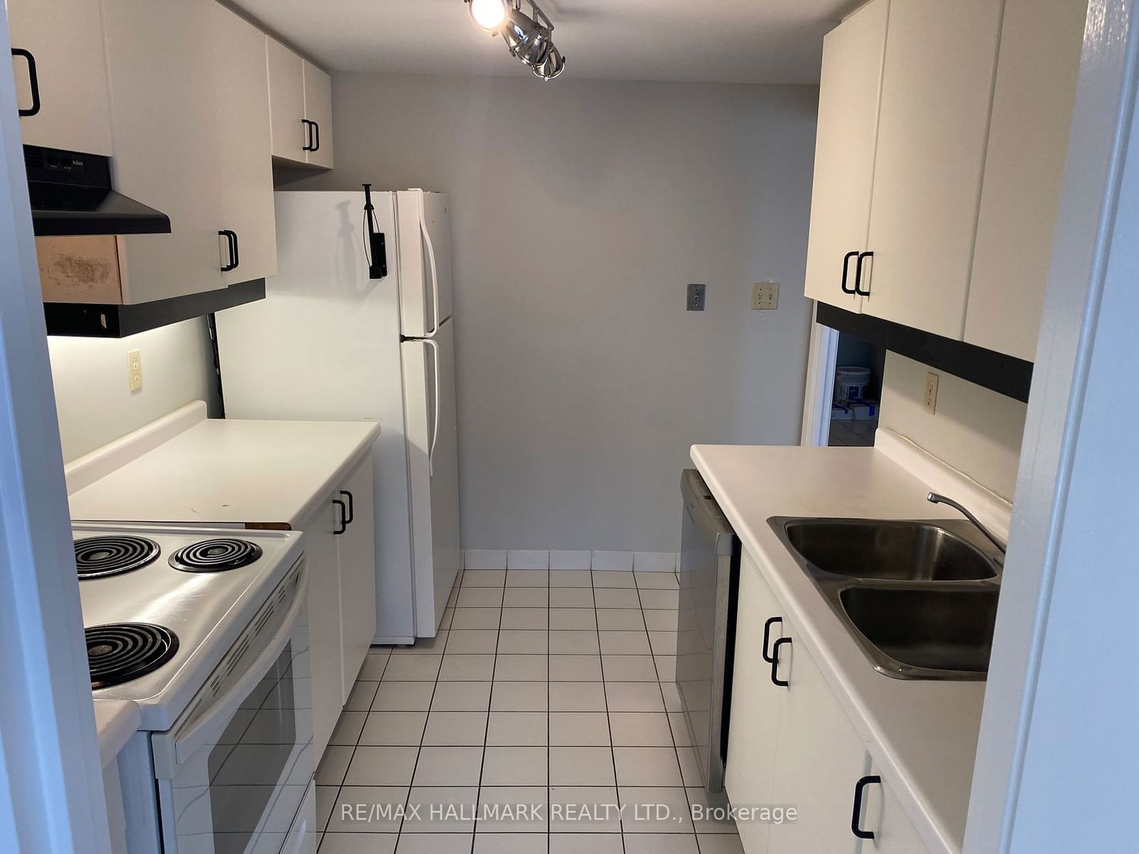 44 Gerrard St W, unit 1201 for rent