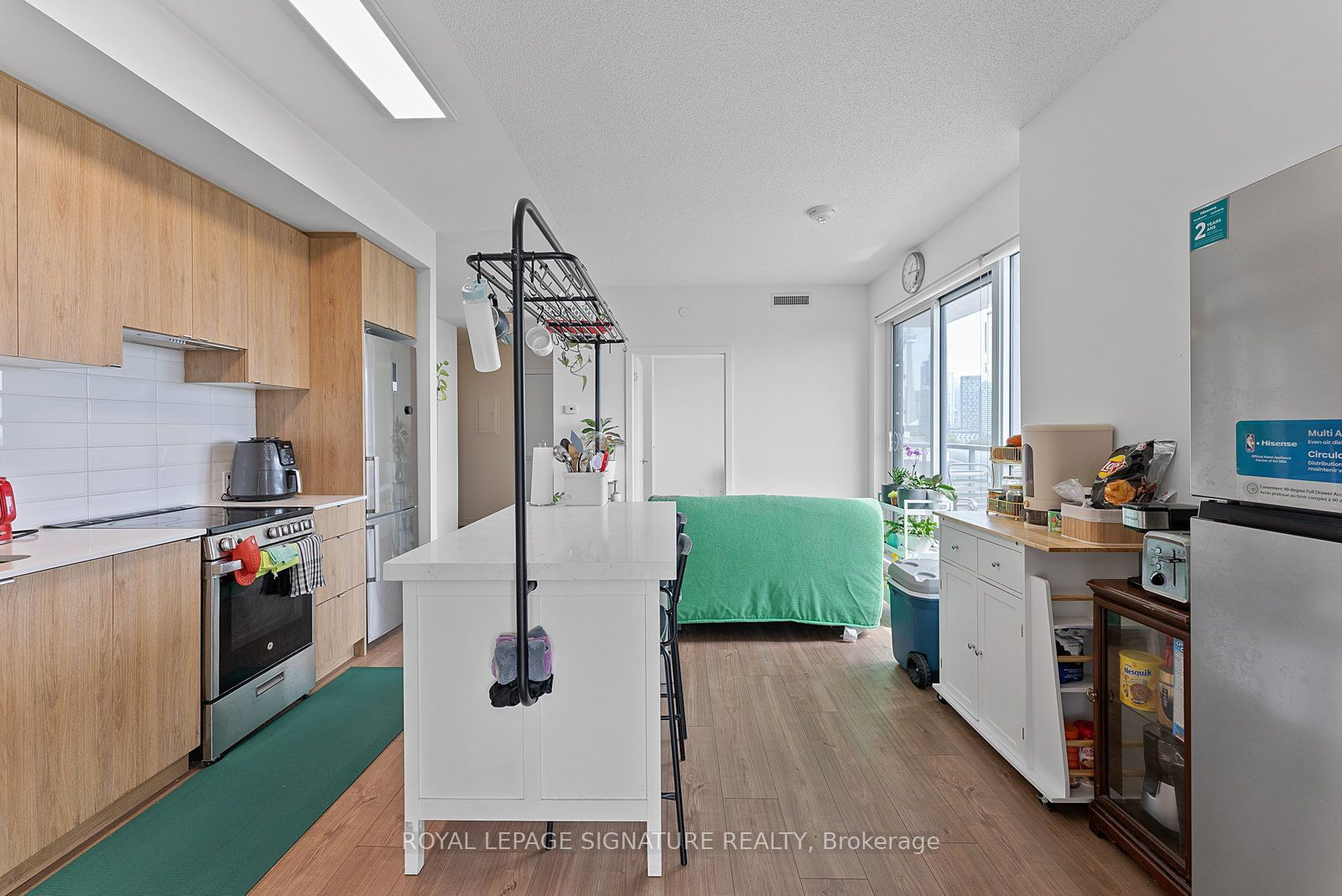 49 East Liberty St, unit 703 for rent - image #9