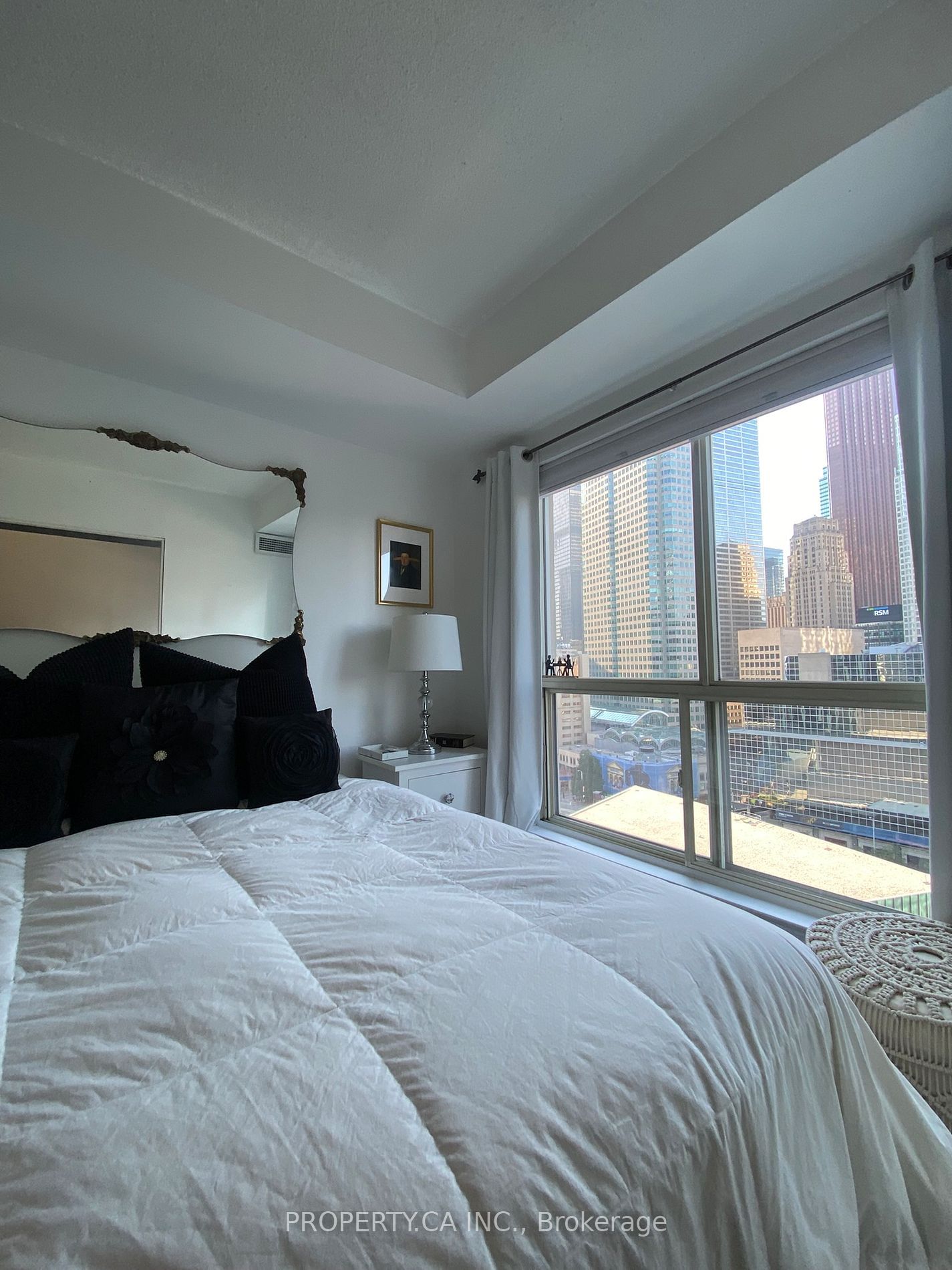 25 The Esplanade, unit 1811 for rent - image #3