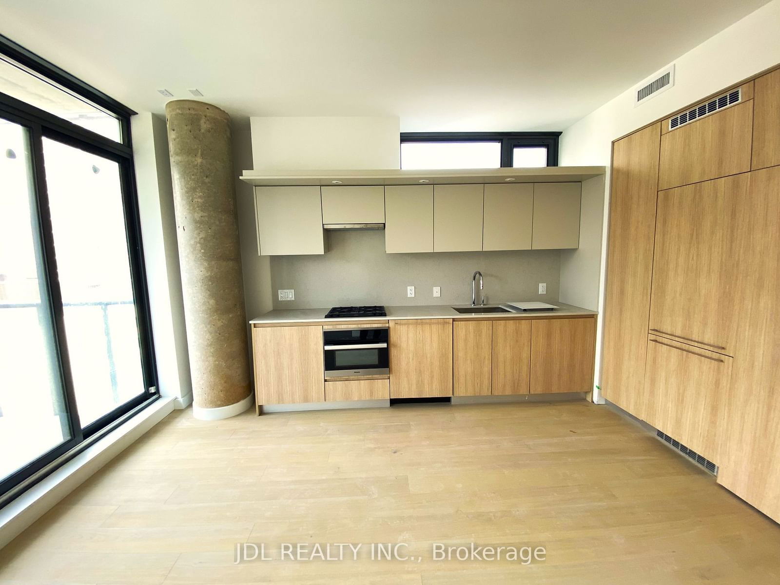 81 Wellesley St E, unit 1007 for rent - image #3