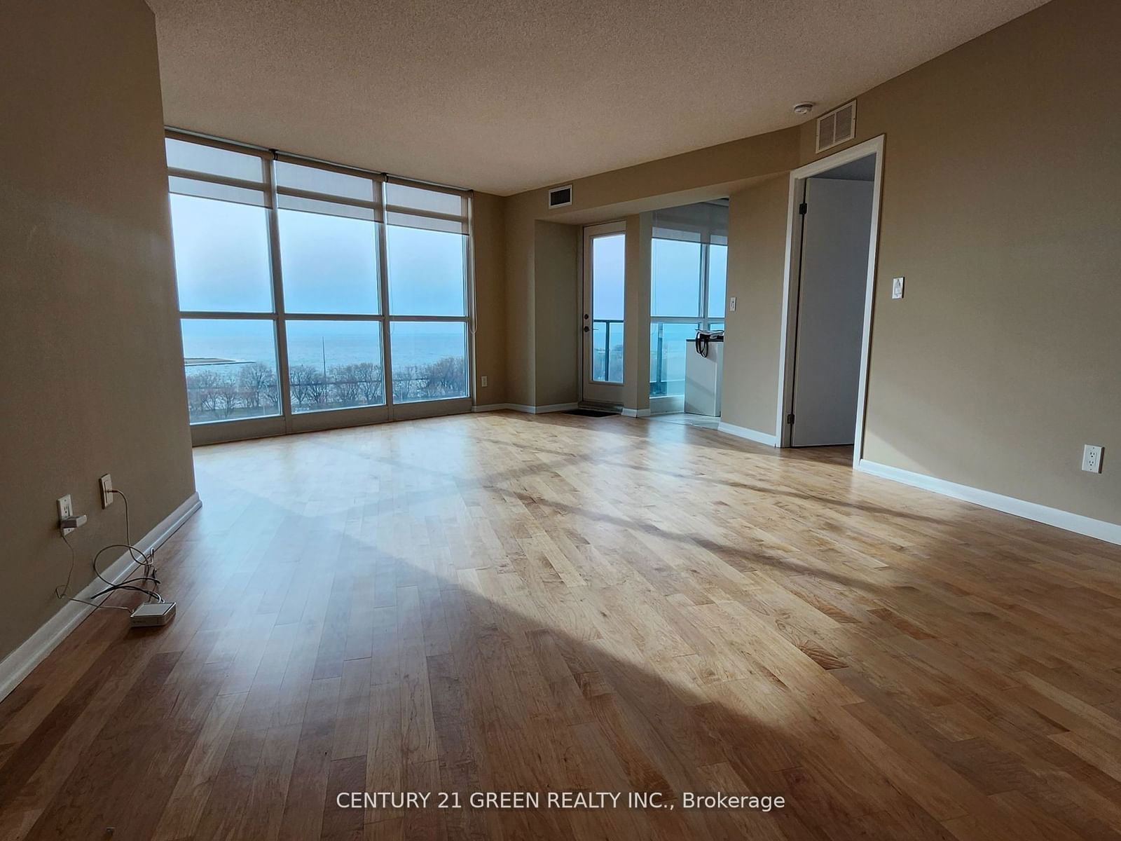 219 Fort York Blvd, unit 1409 for rent - image #3