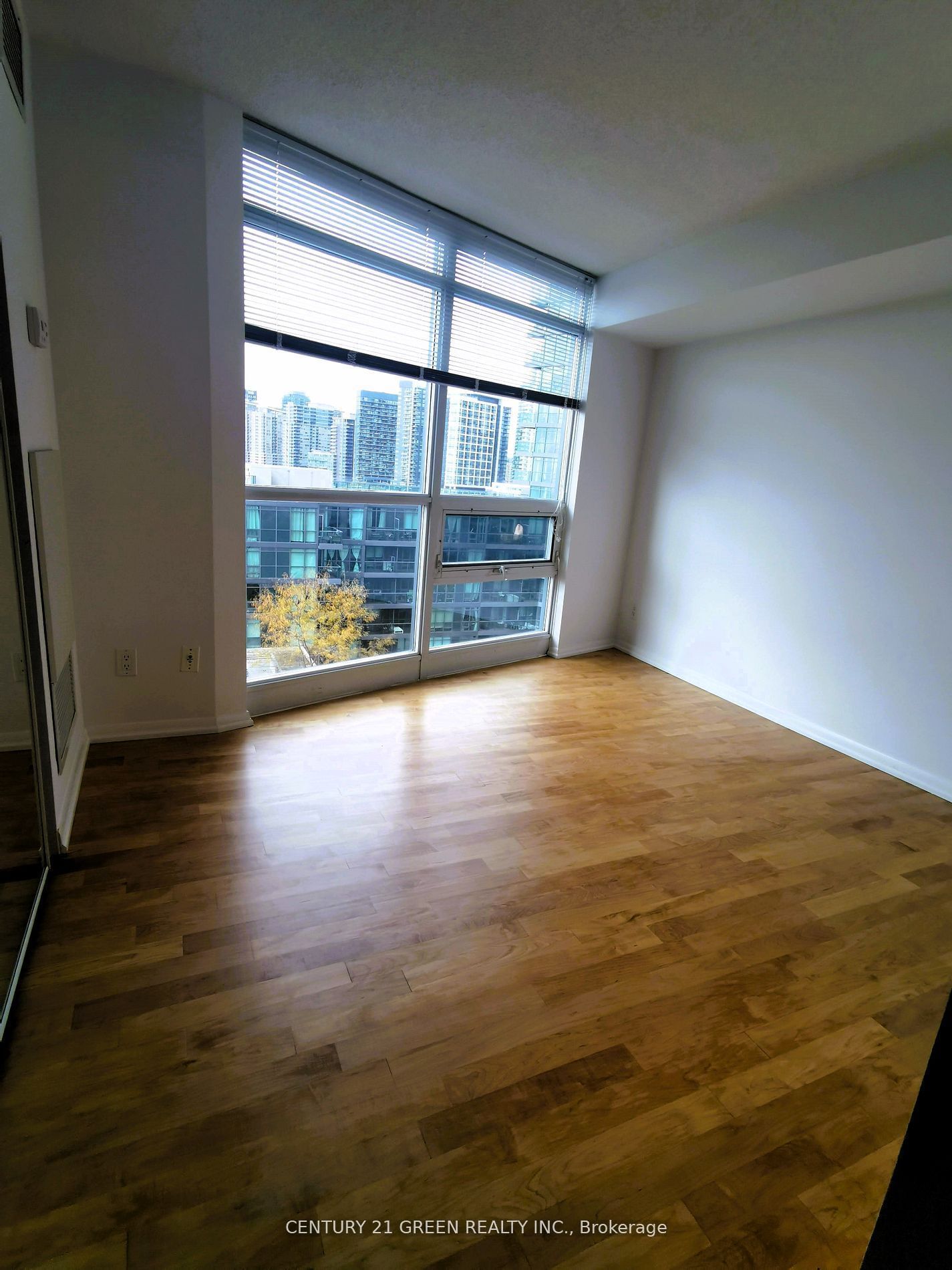 219 Fort York Blvd, unit 1409 for rent