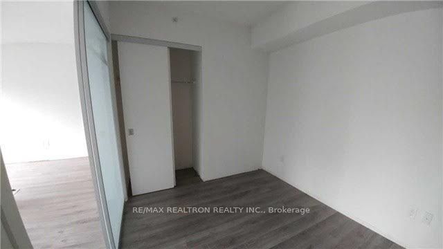 159 Dundas St E, unit 709 for rent