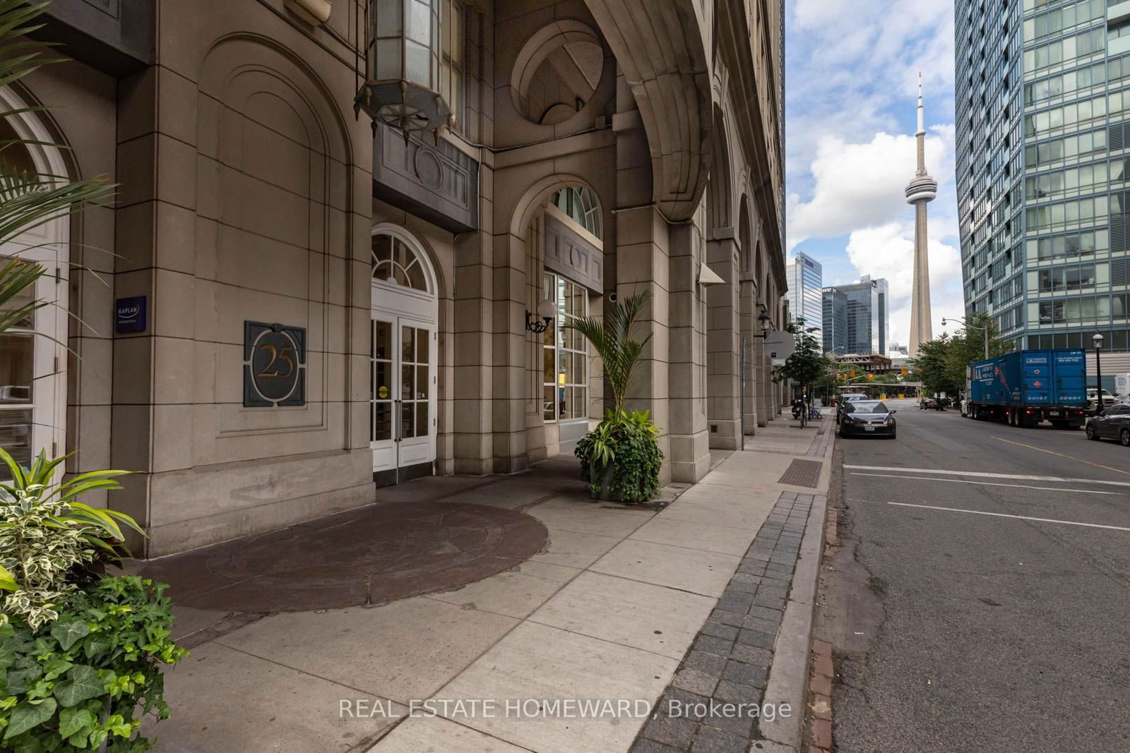 25 The Esplanade, unit 303 for rent - image #2