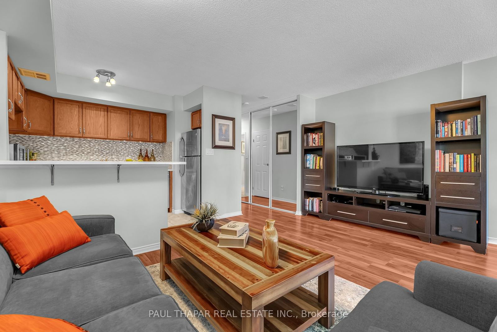 25 The Esplanade, unit 406 for sale - image #12