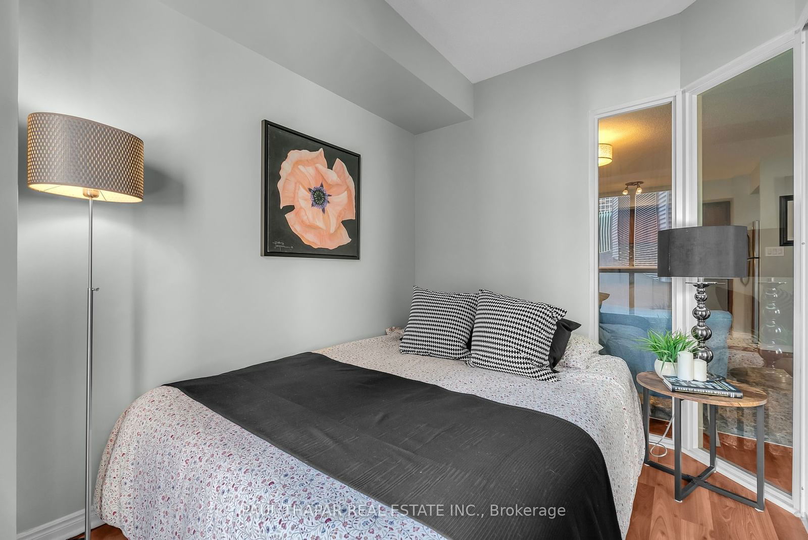 25 The Esplanade, unit 406 for sale - image #23