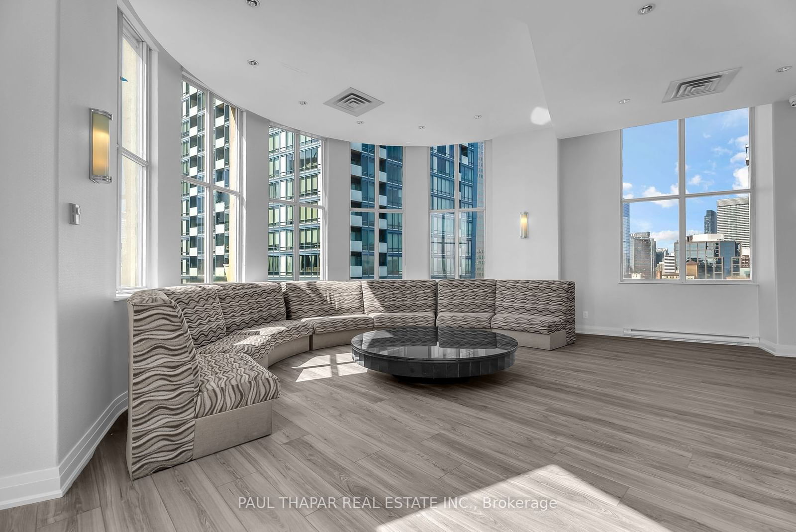 25 The Esplanade, unit 406 for sale - image #29