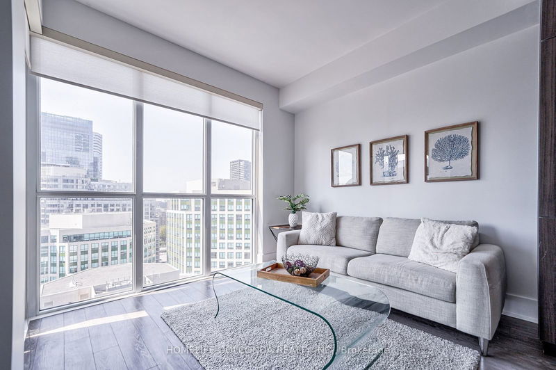 300 Front St W, unit 1913 for sale