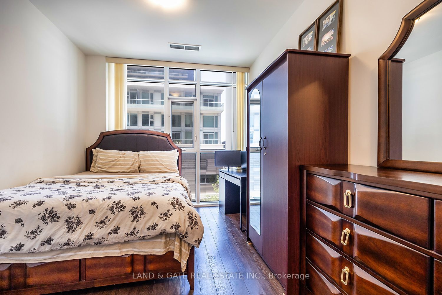 30 Ordnance St, unit 408 for rent - image #11