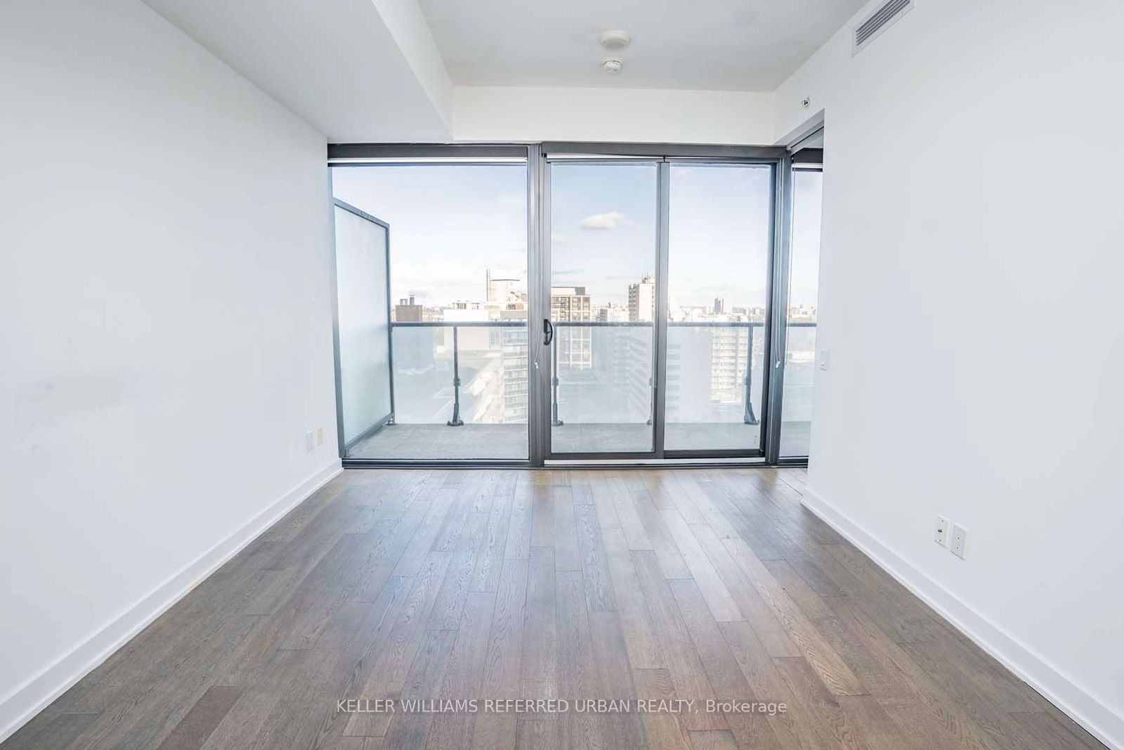 185 Roehampton Ave, unit 1109 for rent - image #5