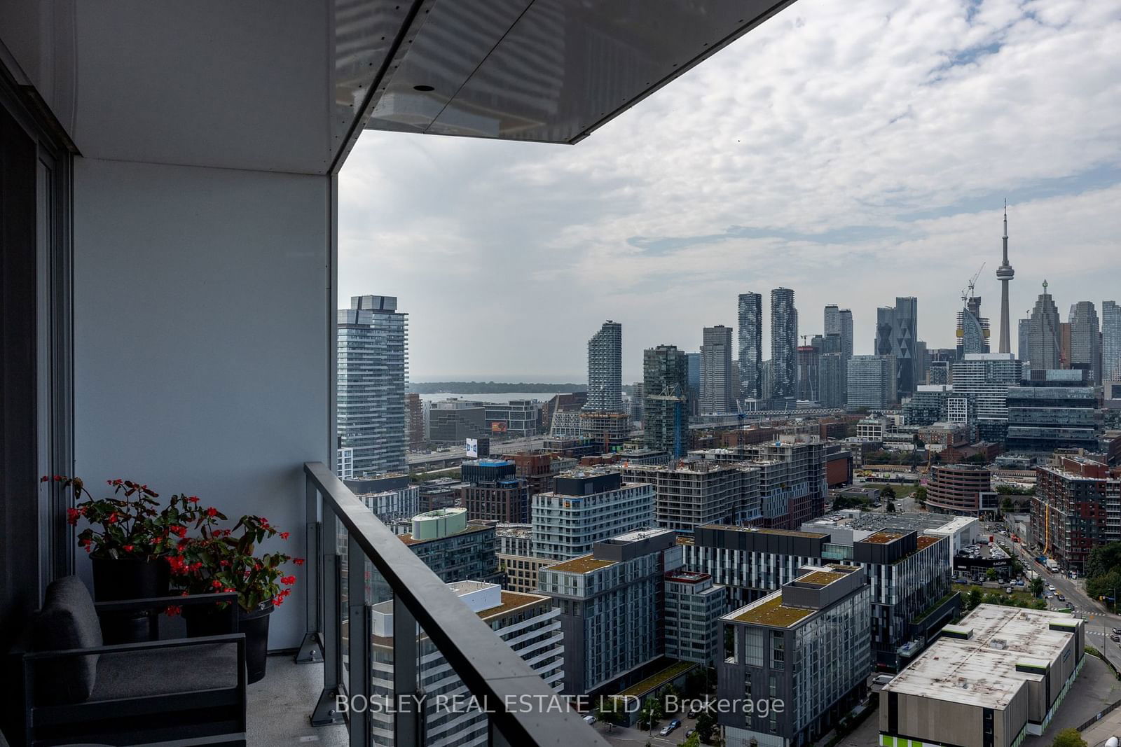 170 Bayview Ave, unit 2802 for sale