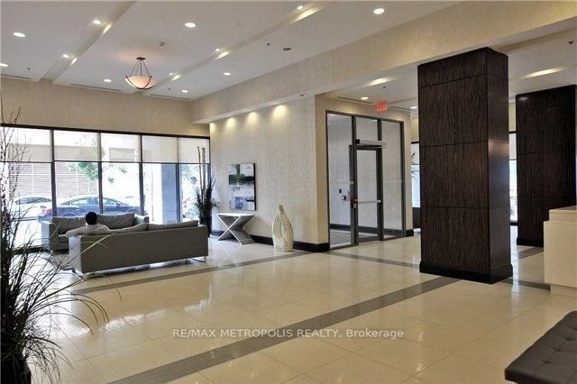 19 Grand Trunk Cres, unit 715 for rent