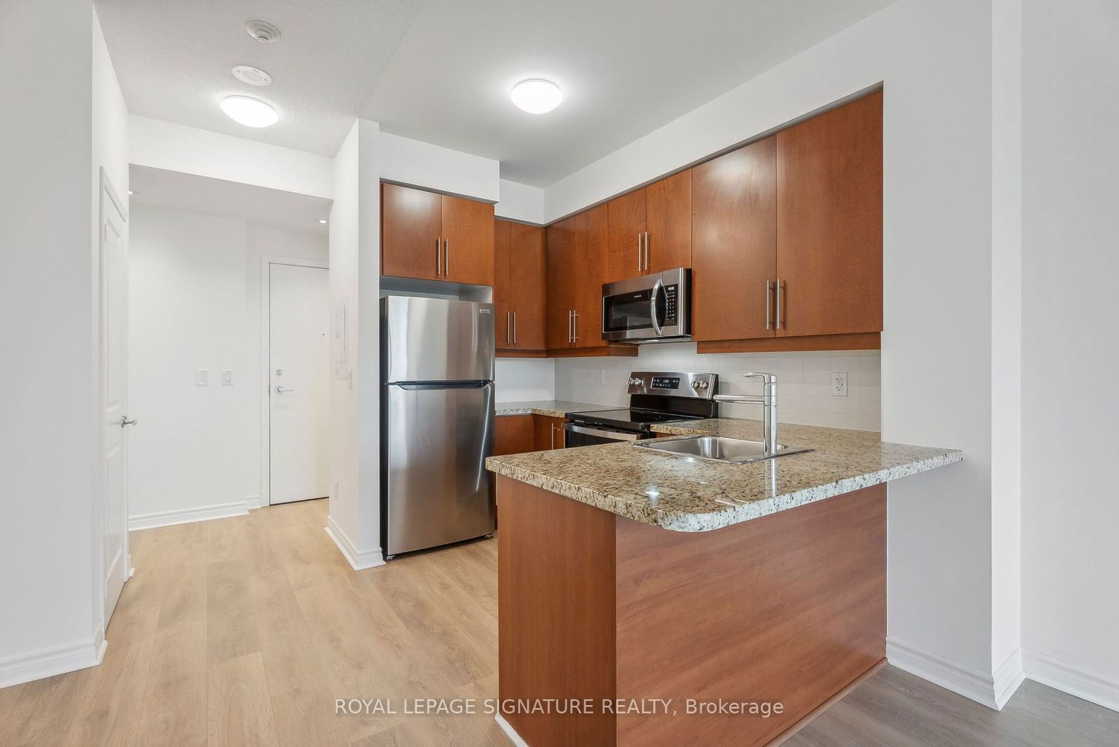 2885 Bayview Ave, unit 214 for sale